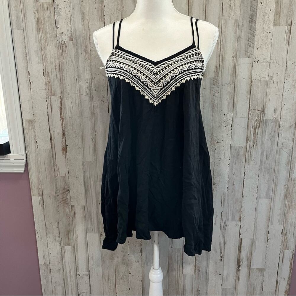 American Eagle Black Embroidered Tank Top Long Line Strappy
